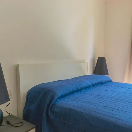 Smart Ingresso Privato, Wifi, Parcheggio & Self Check-in Apartamento *