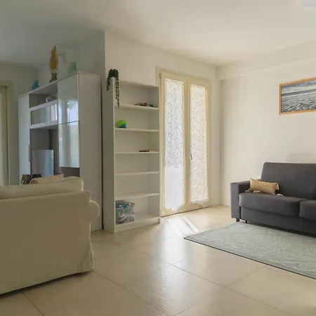 Smart Ingresso Privato, Wifi, Parcheggio & Self Check-in Apartamento