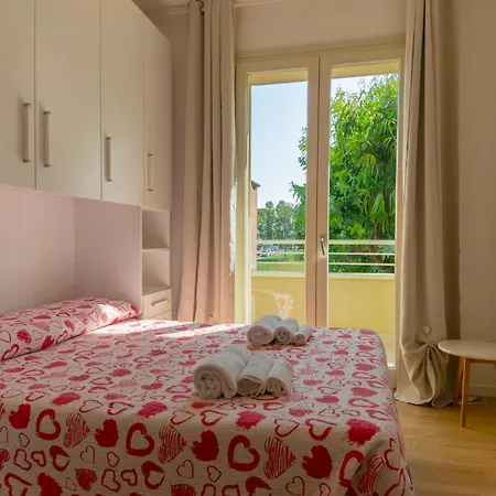 Appartamento Smart Ingresso Privato, Wifi, Parcheggio&self Check-in
