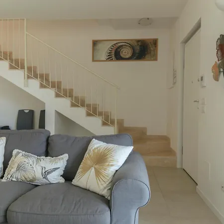 Smart Ingresso Privato, Wifi, Parcheggio & Self Check-in Apartamento